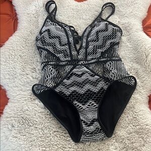 Becca plunge 1 piece swim